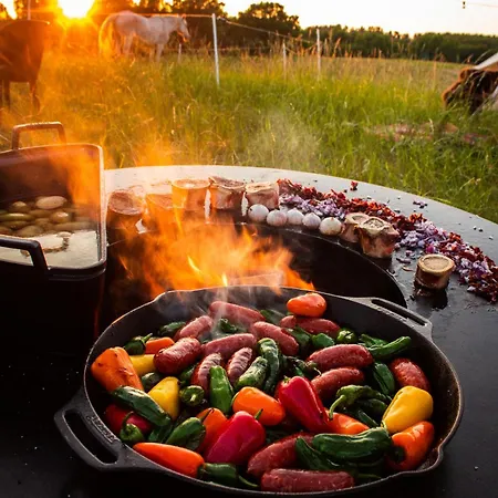 Cavalan Ranch Фермерский дом Wardow