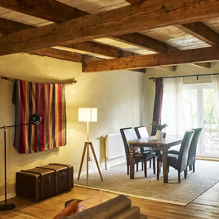 Cavalan Ranch Фермерский дом Wardow